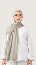 Silk Linen Hijab in Green - view 1